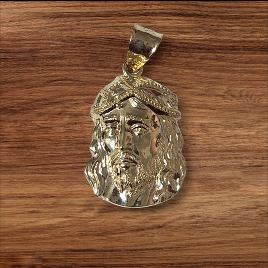 Dije Cara de Cristo - 10 k .. 2.11 gramo.precio 220